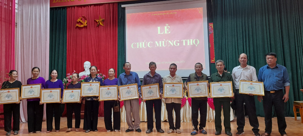 Xã Thái Đào Tổ chức Lễ chúc mừng thọ Người cao tuổi năm 2024