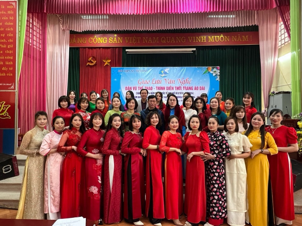 Hội LHPN xã Thái Đào tổ chức Buổi giao lưu văn nghệ chào mừng 114 năm ngày Quốc tế phụ nữ